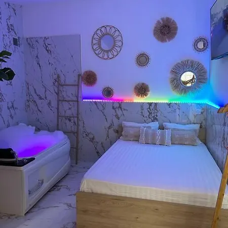 La Whiteroom Magnifique Avec Jacuzzi Lejlighed