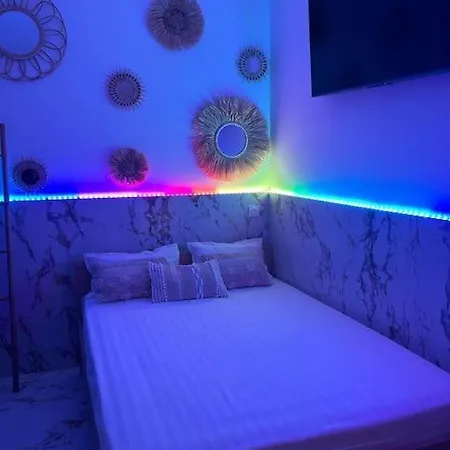 Lejlighed La Whiteroom Magnifique Avec Jacuzzi Perpignan