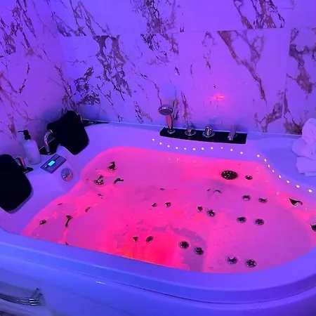 La Whiteroom Magnifique Avec Jacuzzi * Perpignan