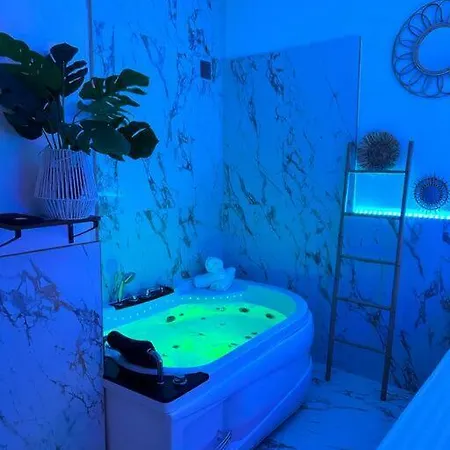 Lejlighed La Whiteroom Magnifique Avec Jacuzzi *
