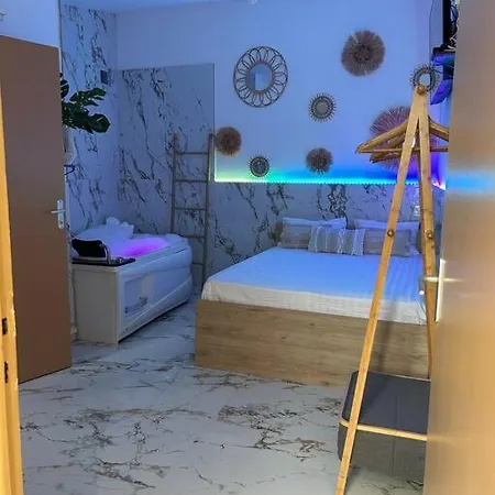 La Whiteroom Magnifique Avec Jacuzzi Lejlighed Perpignan